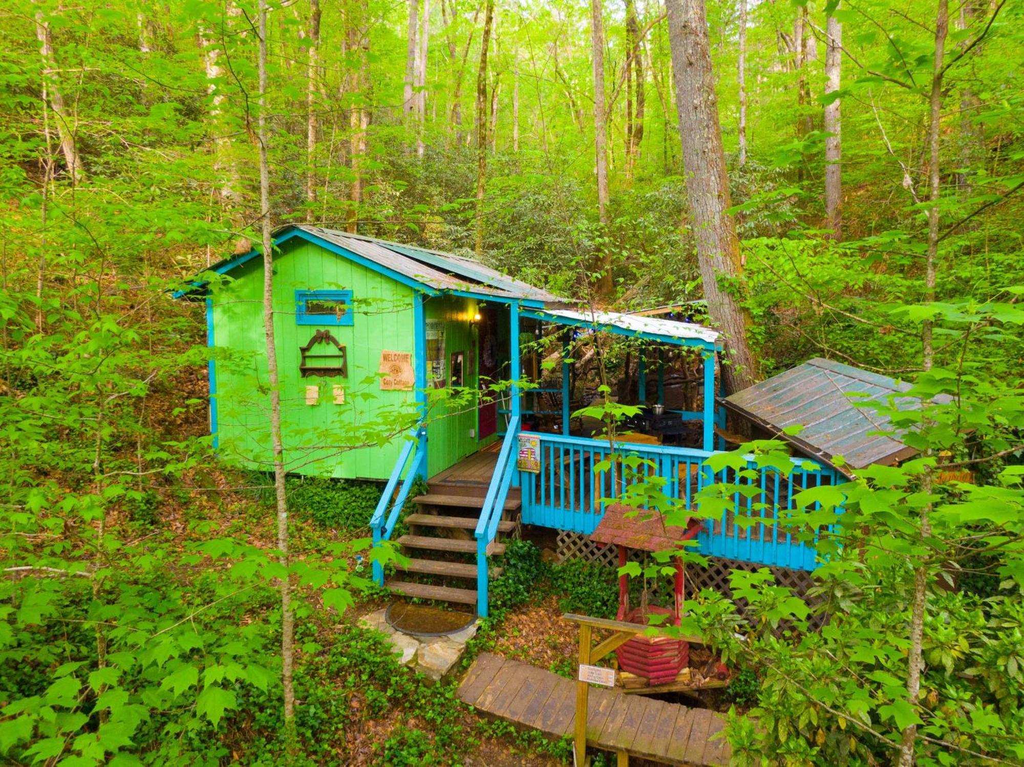 Bear Creek Lodge And Cabins In Helen Ga - Pet Friendly, River On Property, Walking Distance To Downtown เฮเลน ภายนอก รูปภาพ