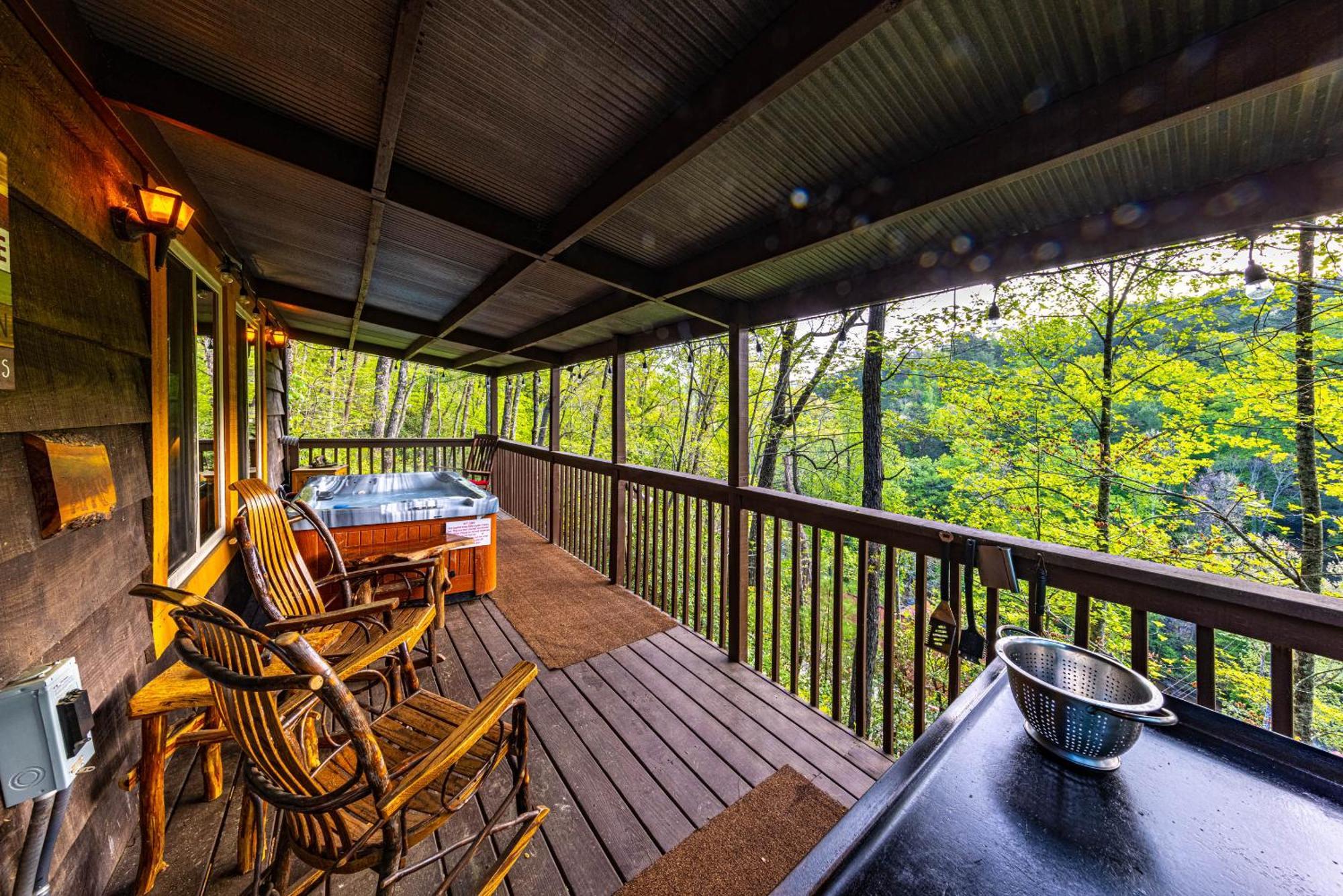 Bear Creek Lodge And Cabins In Helen Ga - Pet Friendly, River On Property, Walking Distance To Downtown เฮเลน ภายนอก รูปภาพ