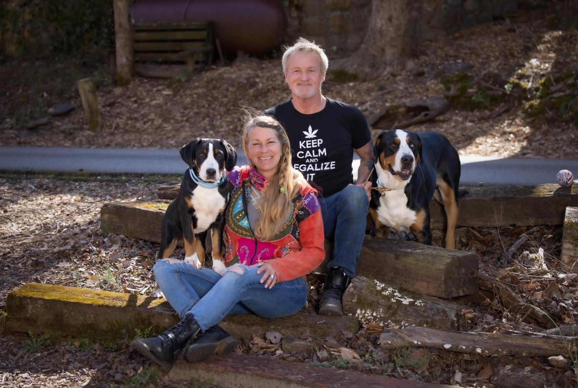 Bear Creek Lodge And Cabins In Helen Ga - Pet Friendly, River On Property, Walking Distance To Downtown เฮเลน ภายนอก รูปภาพ
