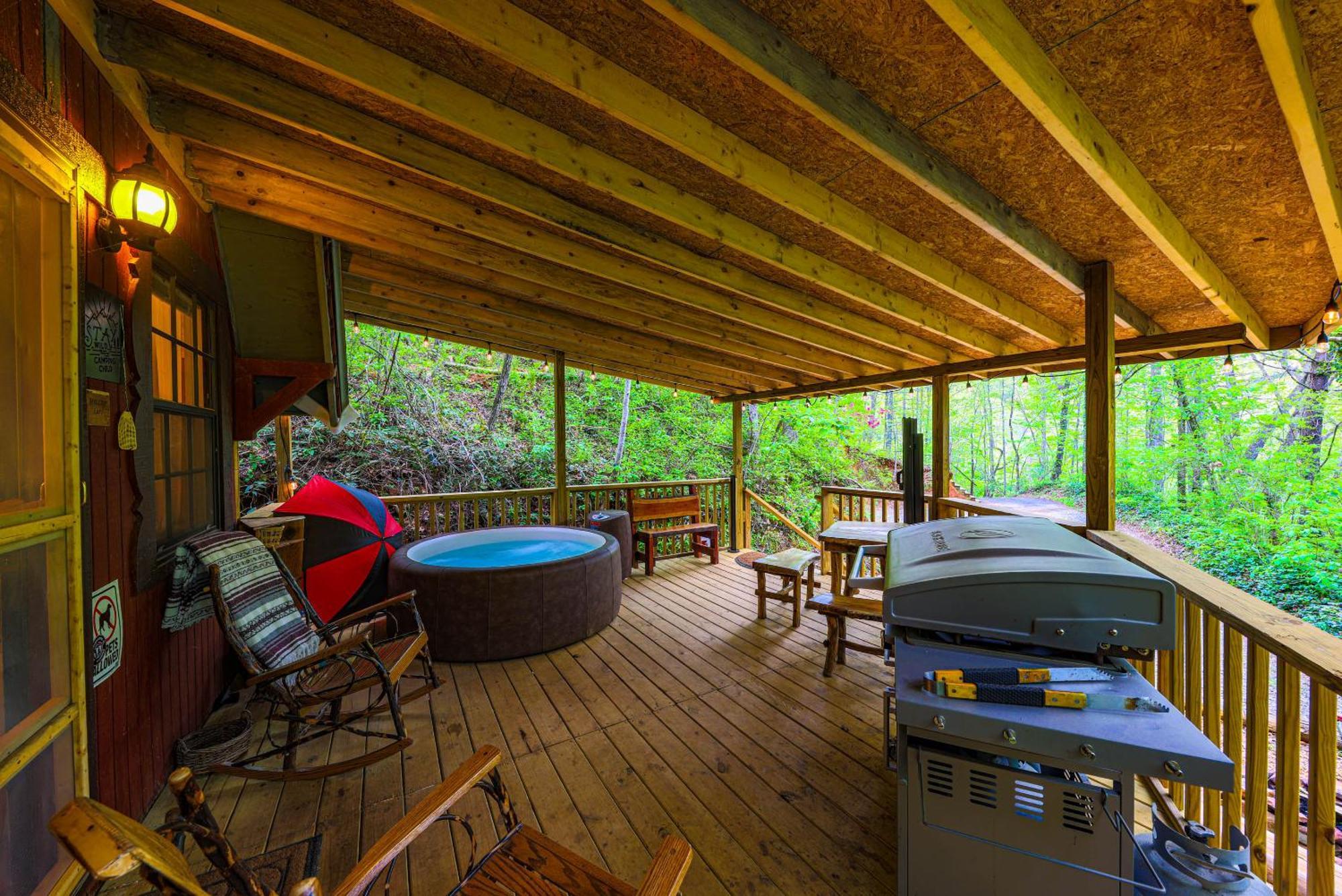 Bear Creek Lodge And Cabins In Helen Ga - Pet Friendly, River On Property, Walking Distance To Downtown เฮเลน ภายนอก รูปภาพ