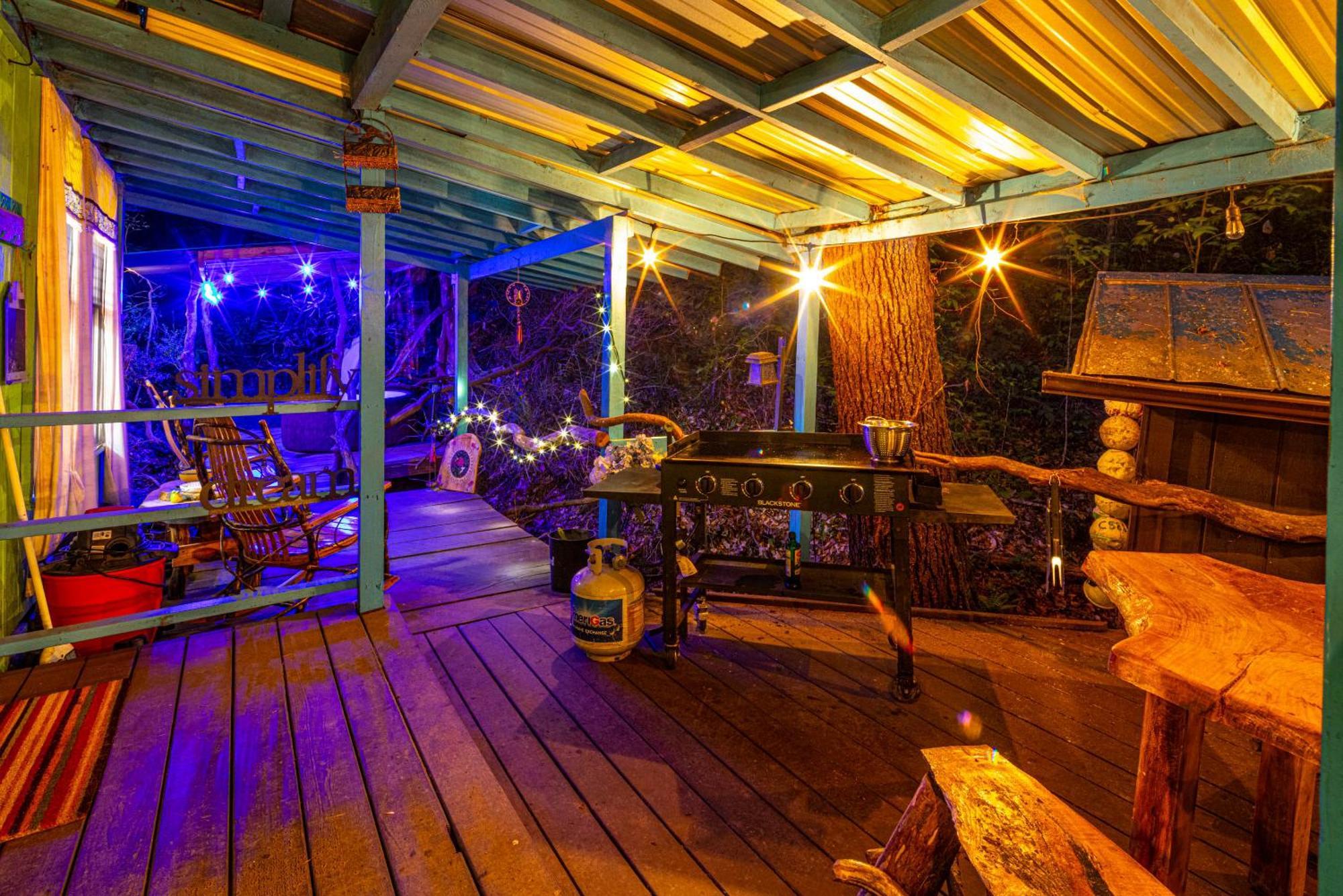 Bear Creek Lodge And Cabins In Helen Ga - Pet Friendly, River On Property, Walking Distance To Downtown เฮเลน ภายนอก รูปภาพ