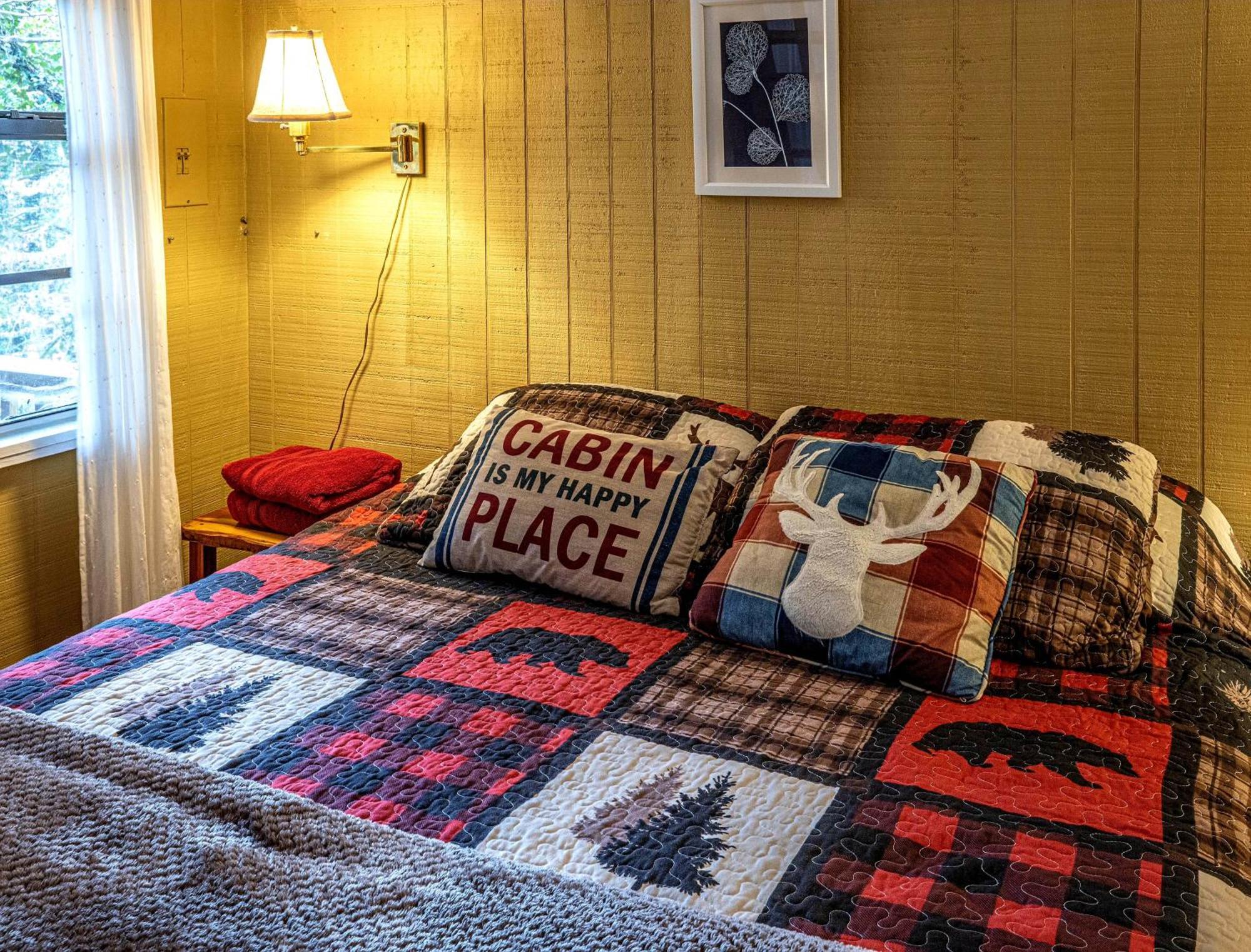 Bear Creek Lodge And Cabins In Helen Ga - Pet Friendly, River On Property, Walking Distance To Downtown เฮเลน ภายนอก รูปภาพ